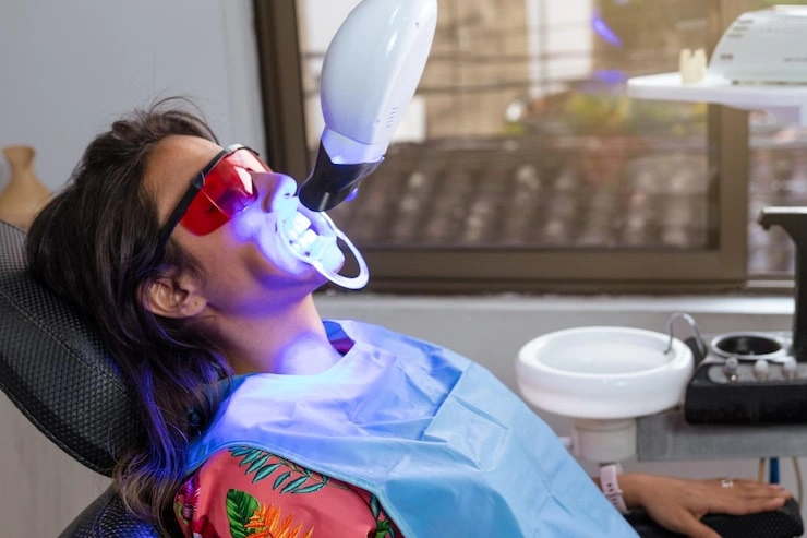 laser teeth whitening action patient dentist s office 833319 283